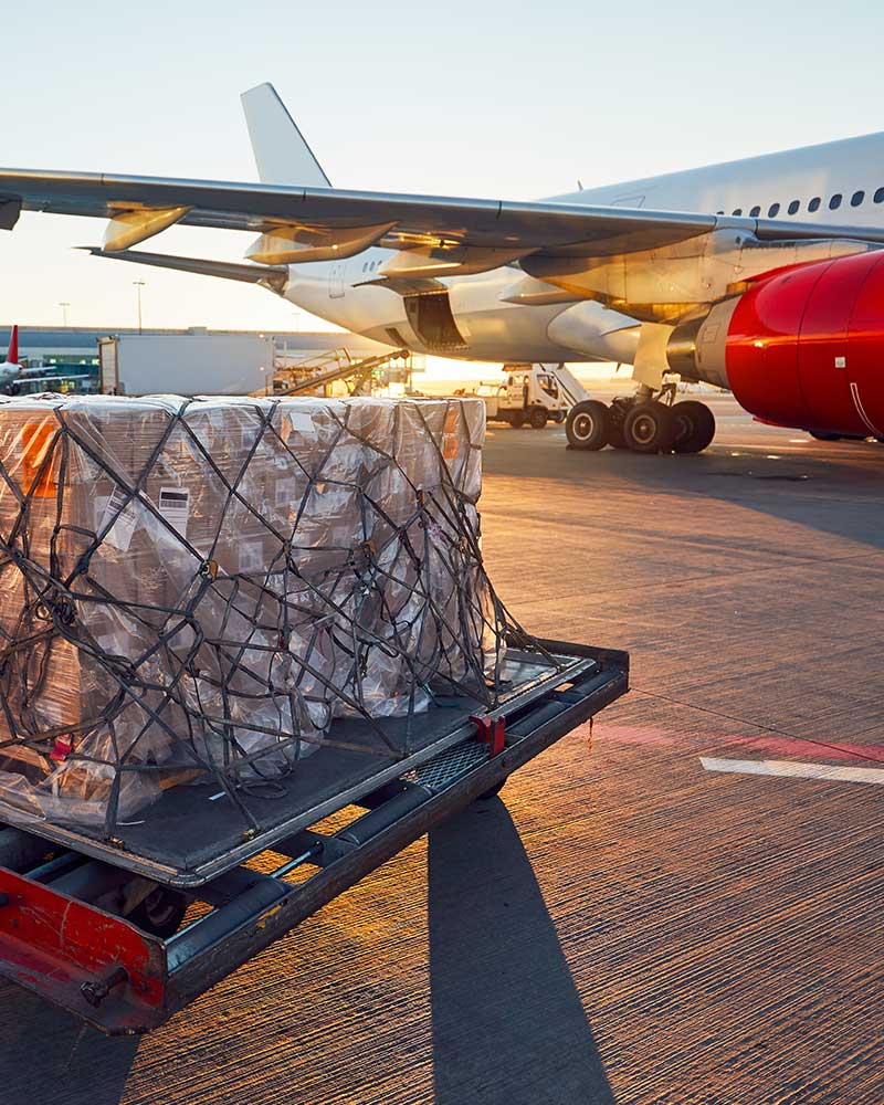 loading-packages-in-airplane